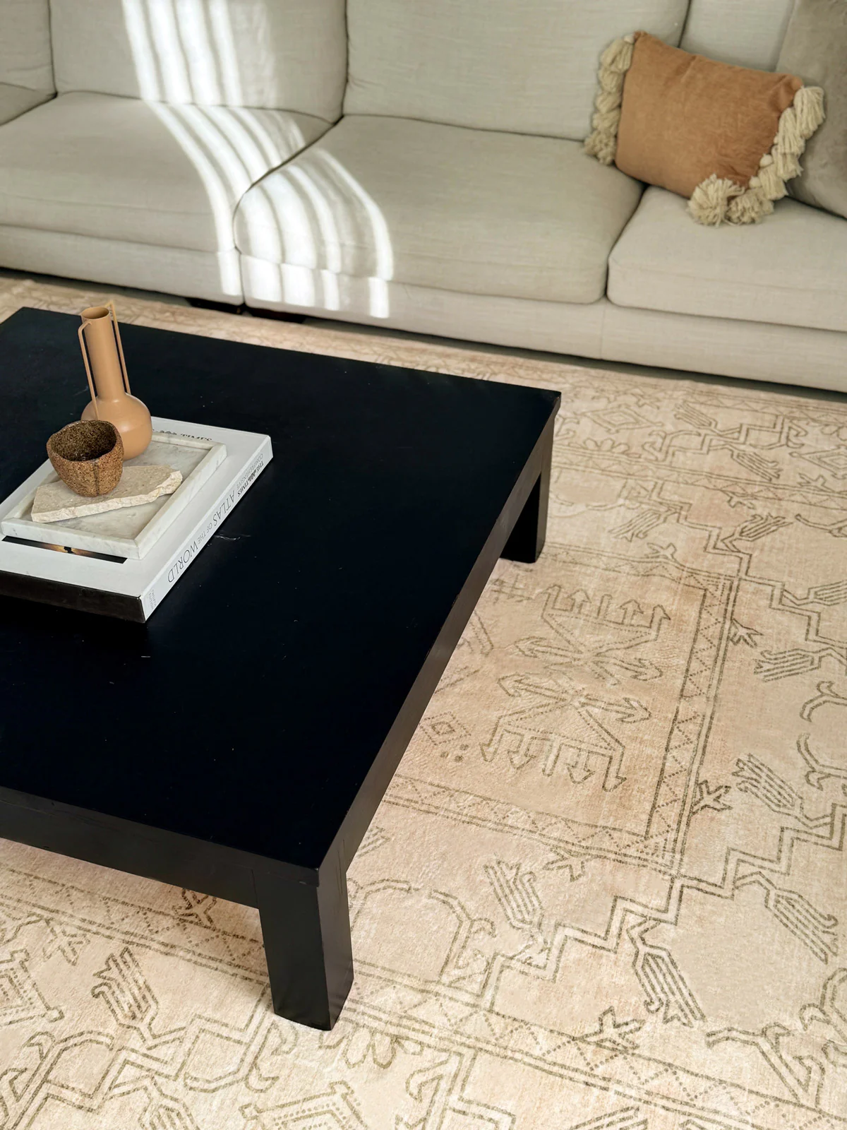 Valetta Beige Medallion Washable Rug - Image 3