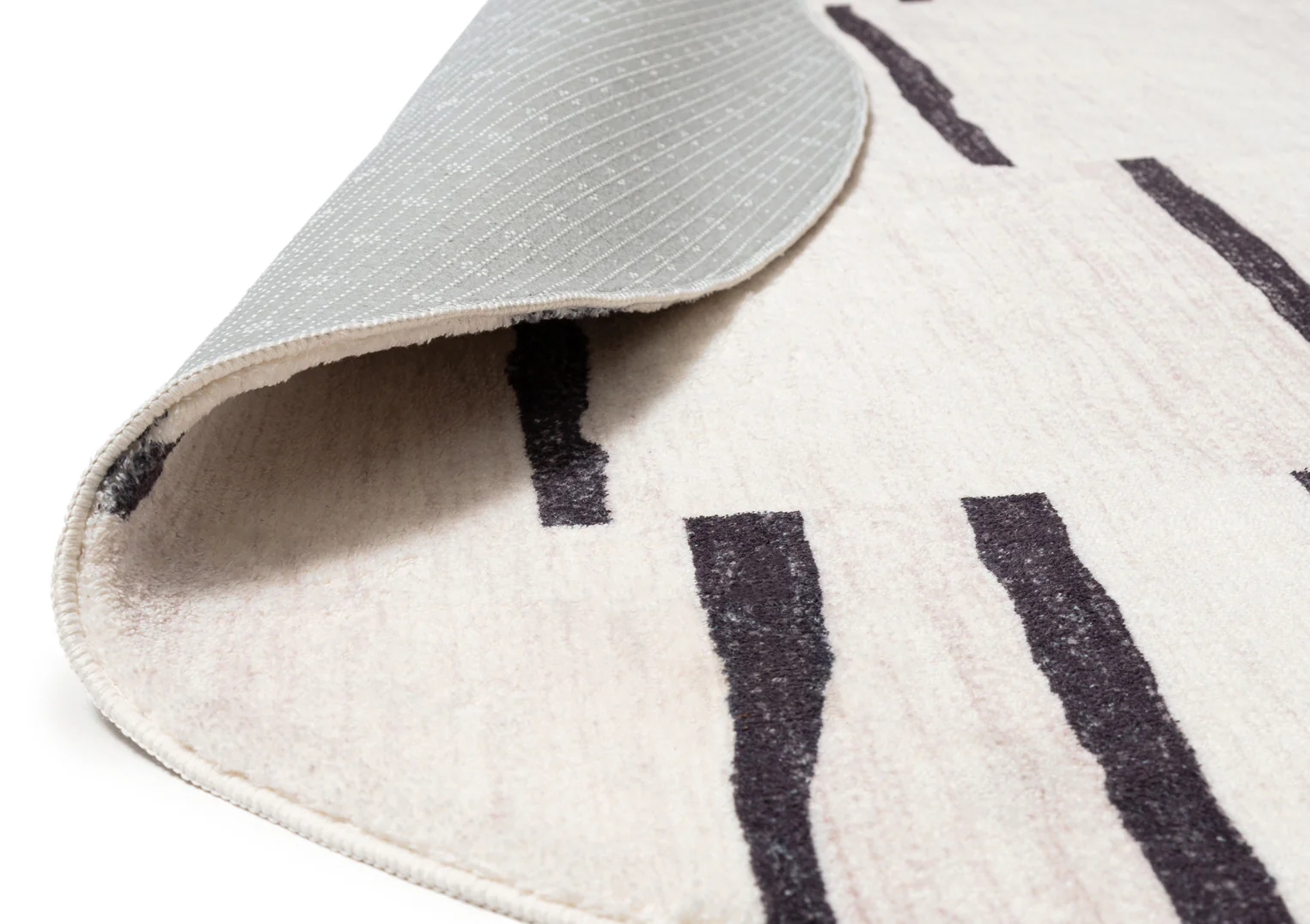 Vesper Black and Ivory Tribal Washable Round Rug - Image 6