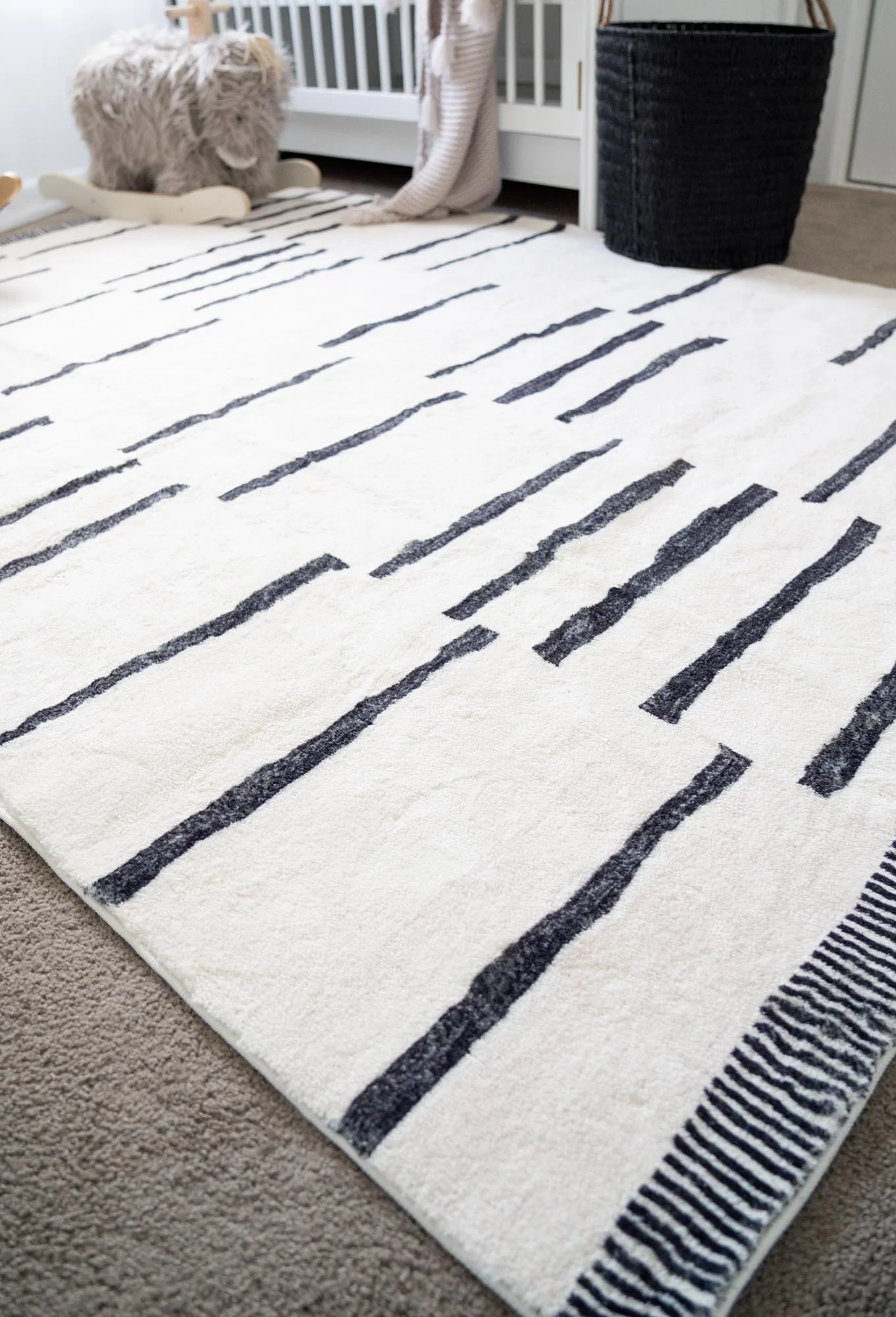 Vesper Black and Ivory Tribal Washable Rug - Image 16