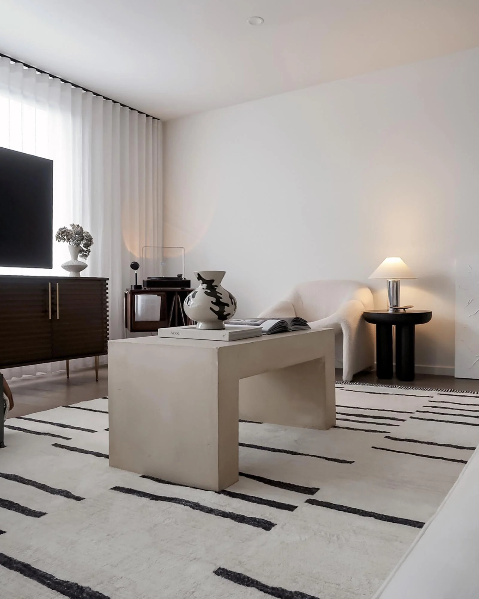Vesper Black and Ivory Tribal Washable Rug - Image 6