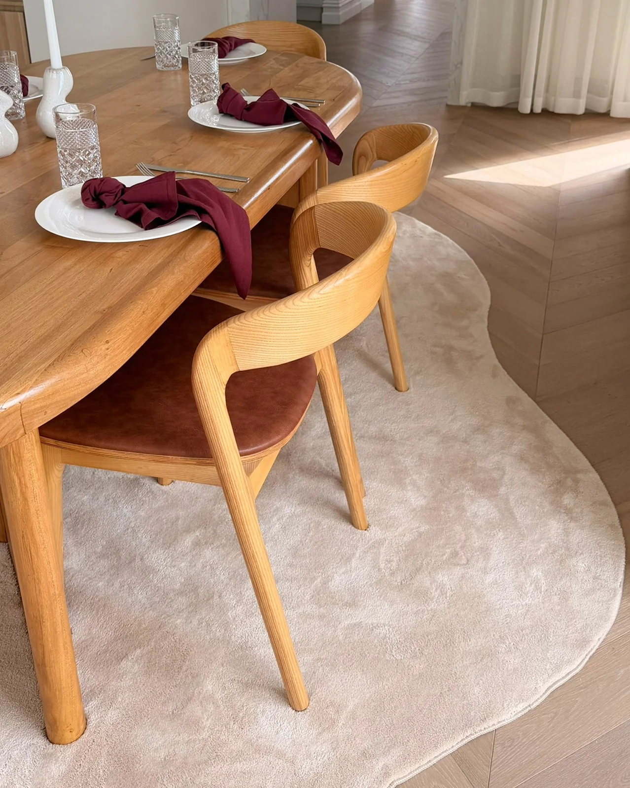 Viveca Beige Irregular Shape Washable Rug - Image 3