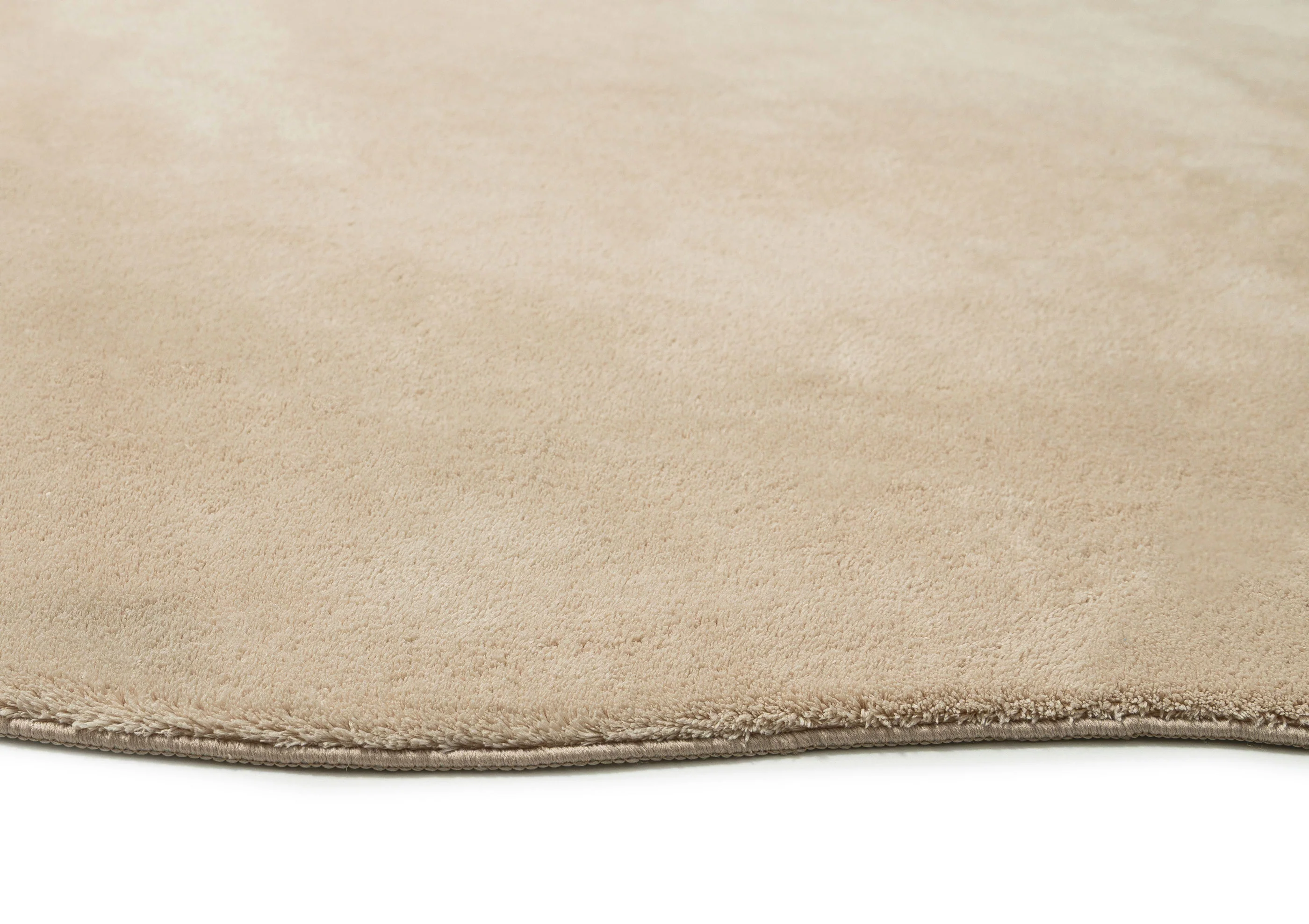 Viveca Beige Irregular Shape Washable Rug - Image 7