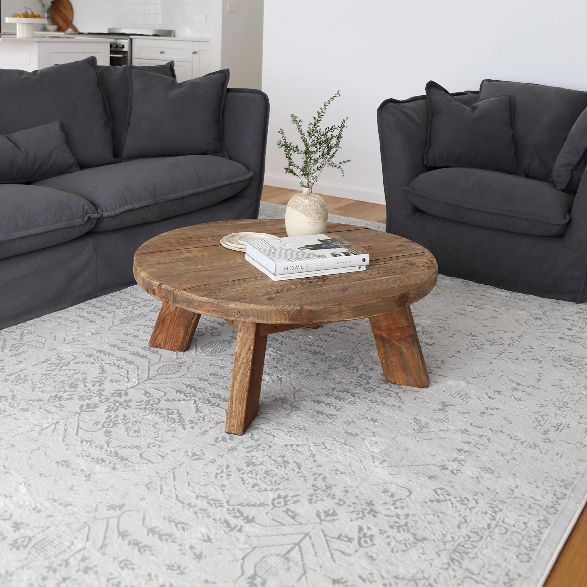 Wilamina Grey and Ivory Distressed Floral Rug - Image 10