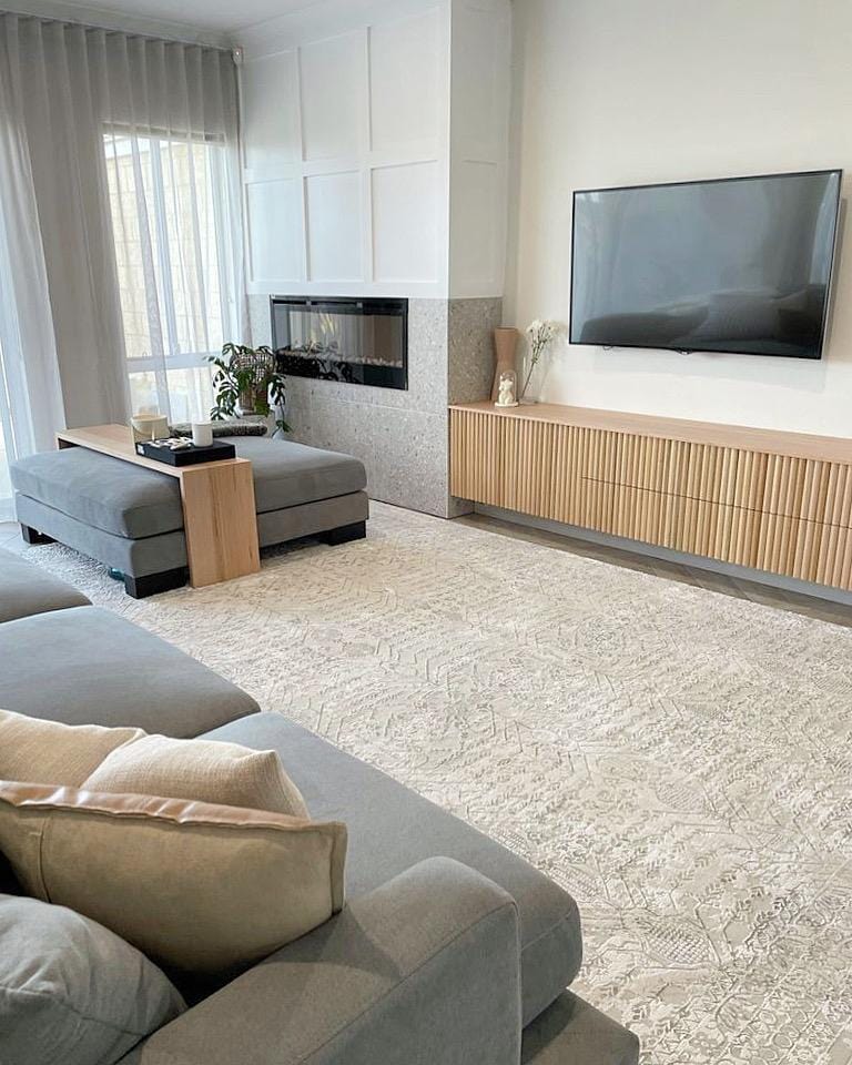 Wilamina Grey and Ivory Distressed Floral Rug - Image 9
