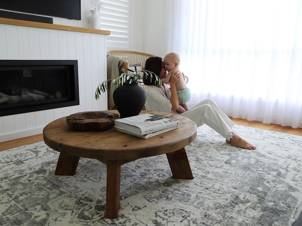 Yelina Cream and Grey Distressed Washable Rug - Image 6