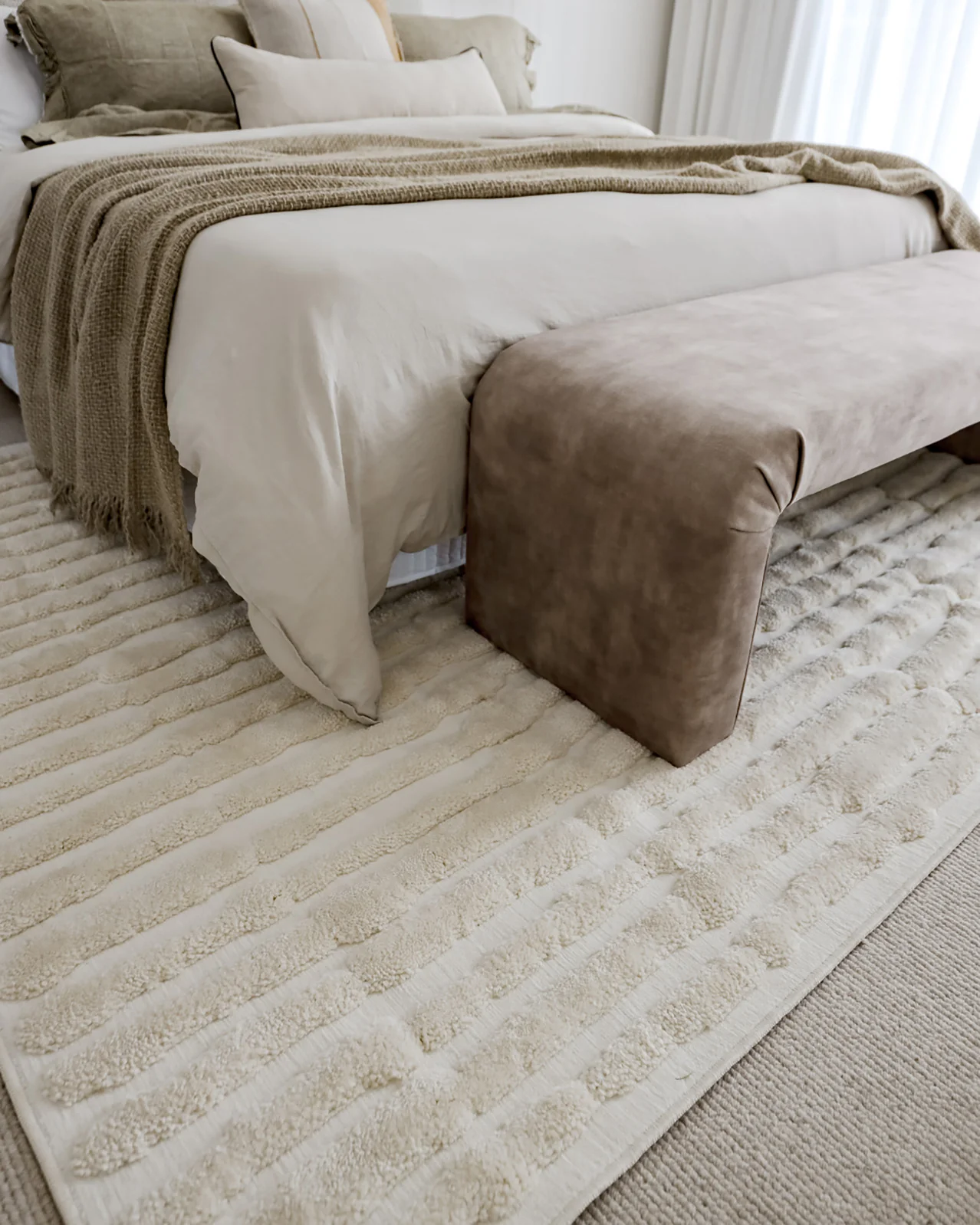 Yoanna Ivory Abstract Striped Rug - Image 5
