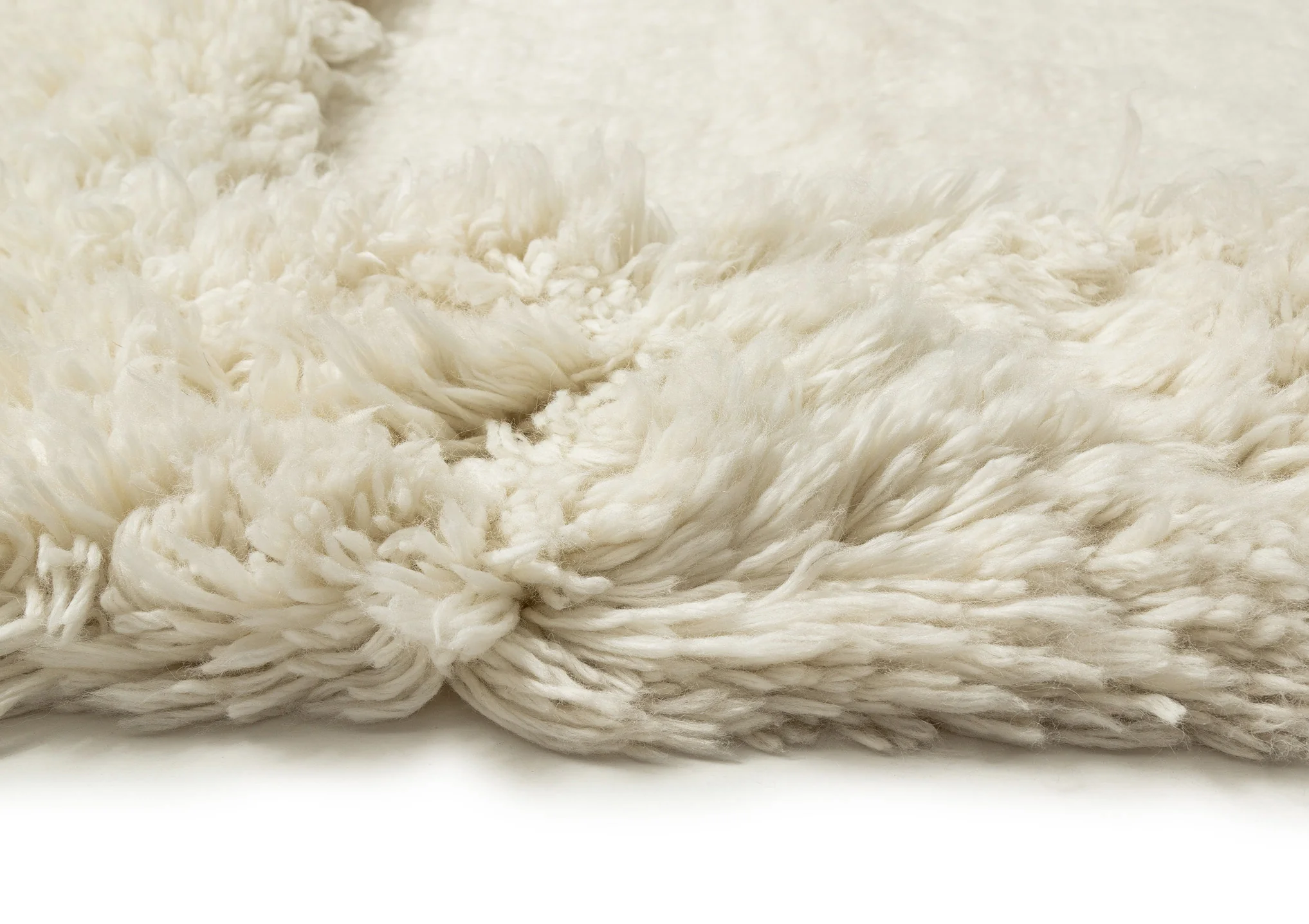Yosefa Natural Cream Rectangular Shag Rug - Image 3