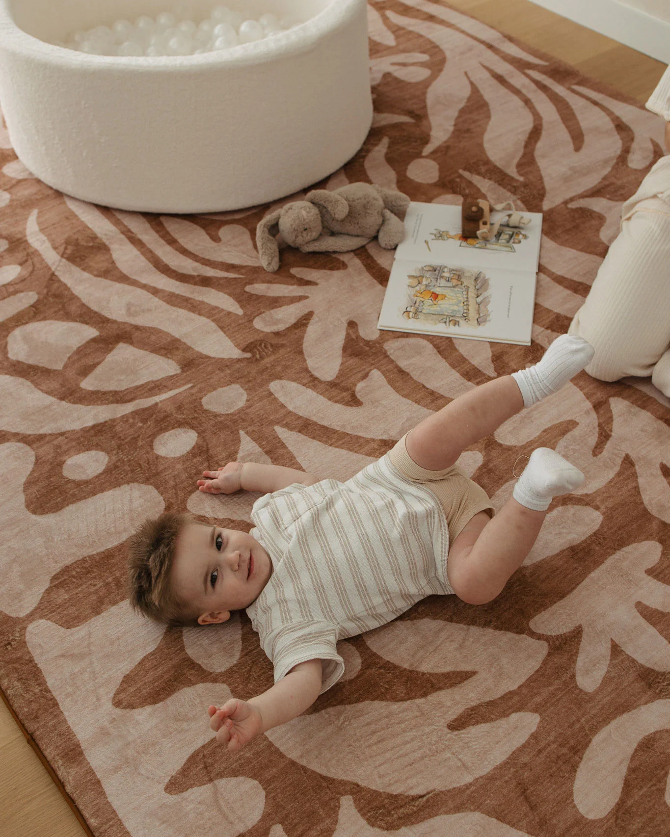 Yuri Brown Leaves Rollie Pollie Playmat - Image 4