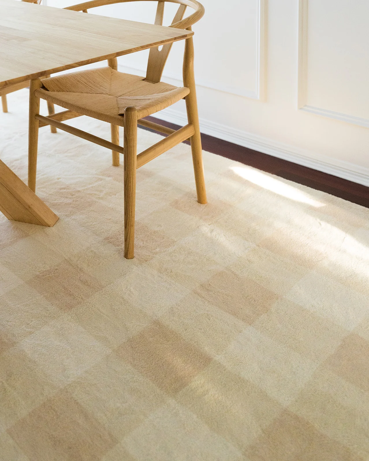 Zira Neutral Beige Gingham Washable Rug - Image 4